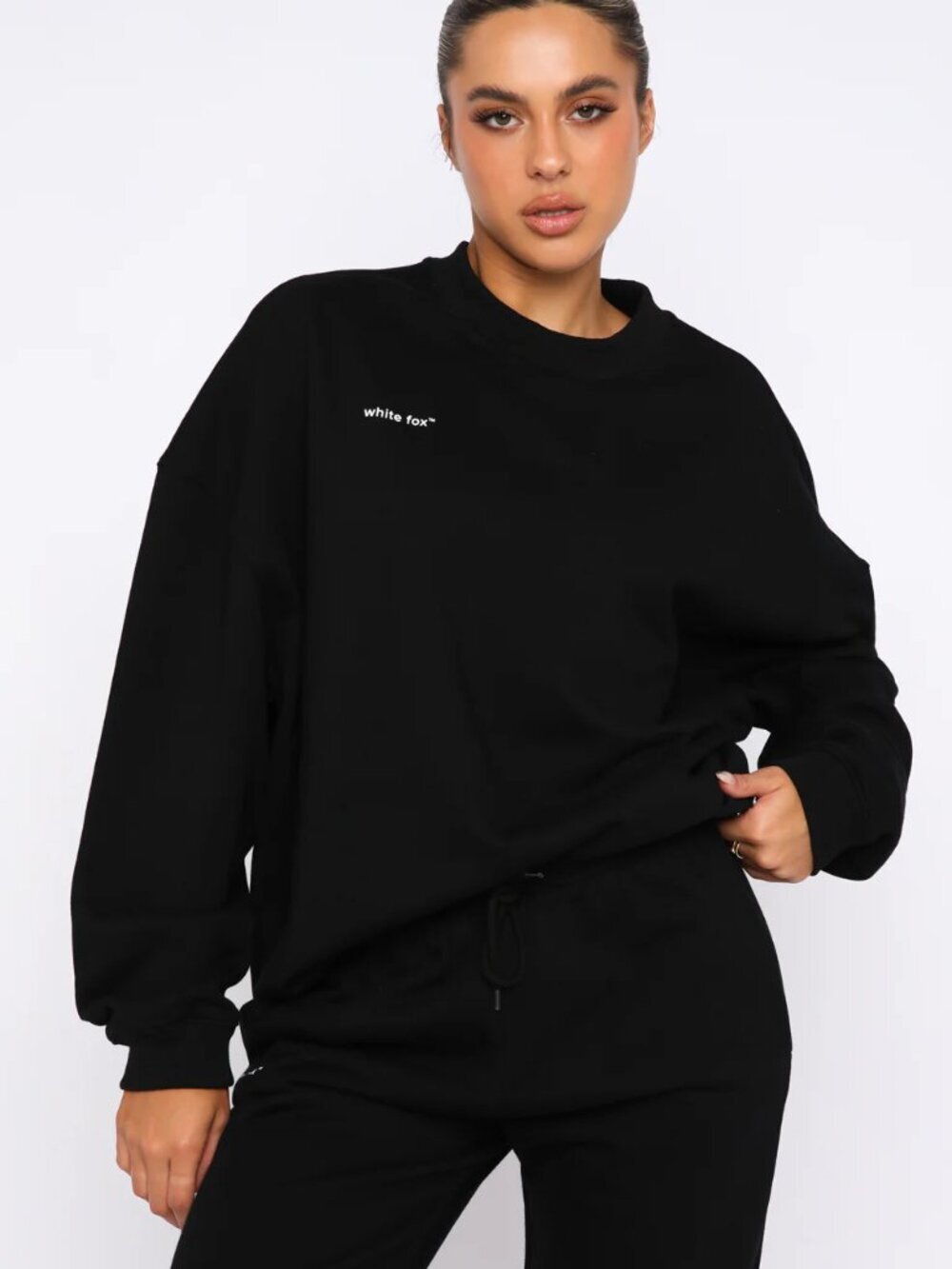 White Fox Lounge SET Crewneck Sweater Jogger Sweatpants Black Size Small/Medium - Picture 5 of 14